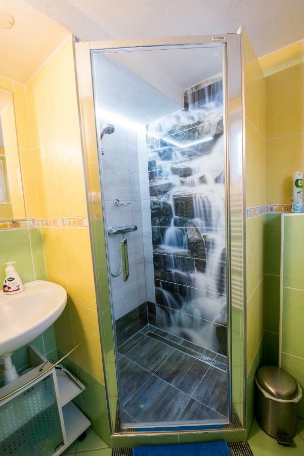 Hotel Privát Prima Liptovský Ján Esterno foto